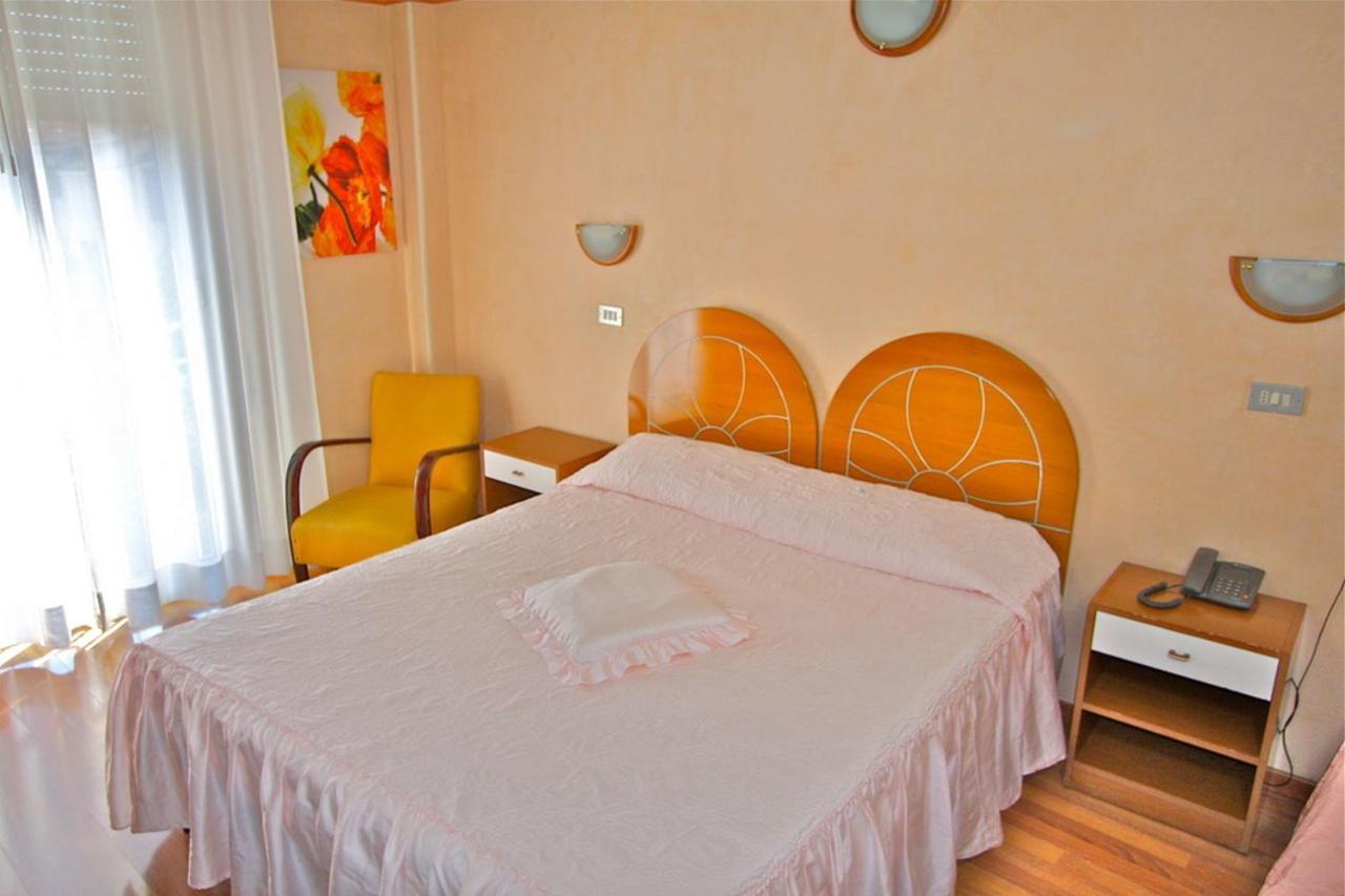 Hotel Britannia Rimini Camera foto