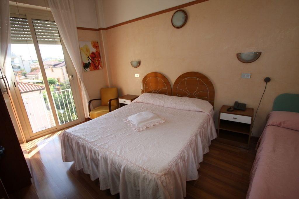 Hotel Britannia Rimini Esterno foto