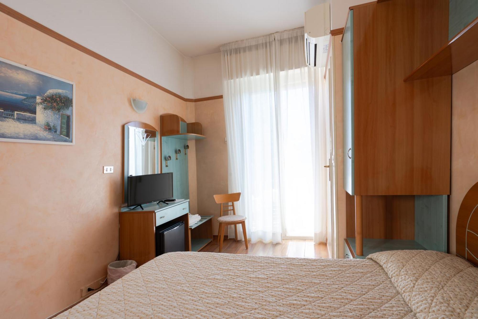 Hotel Britannia Rimini Esterno foto