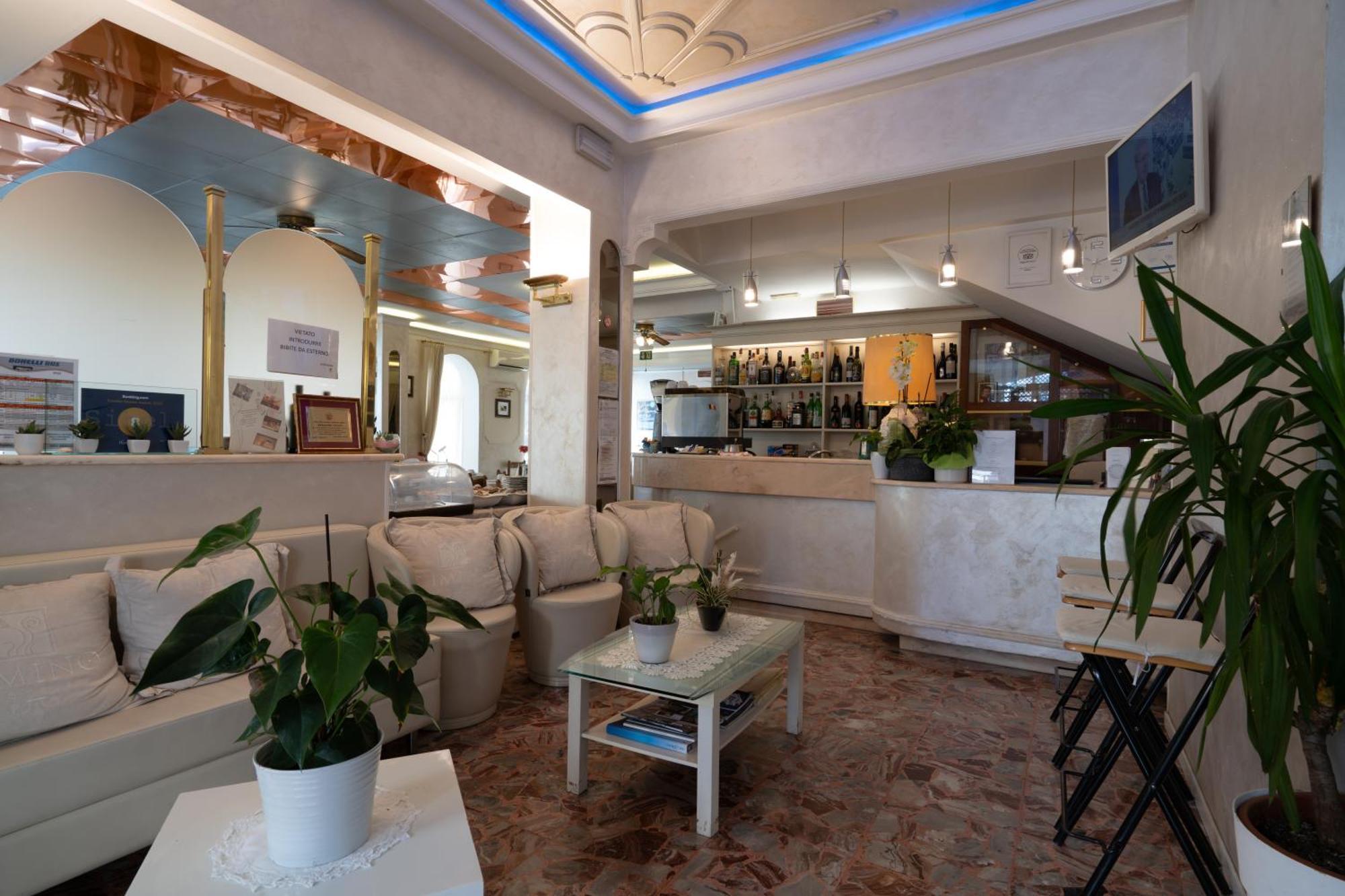 Hotel Britannia Rimini Esterno foto