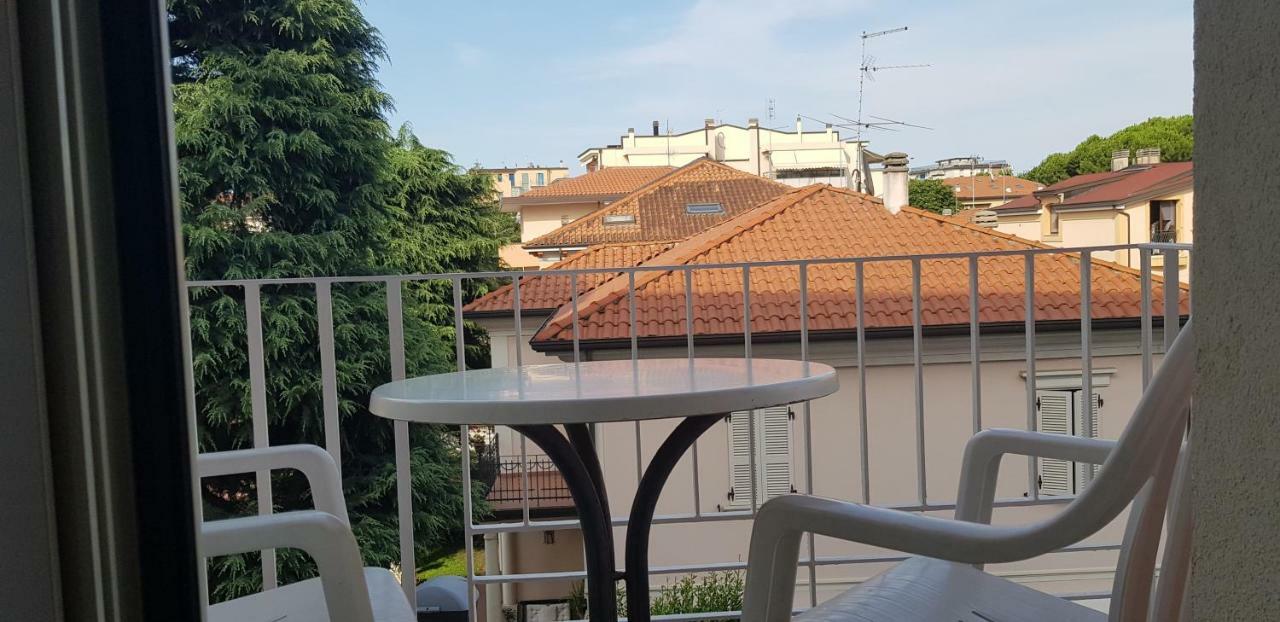Hotel Britannia Rimini Esterno foto