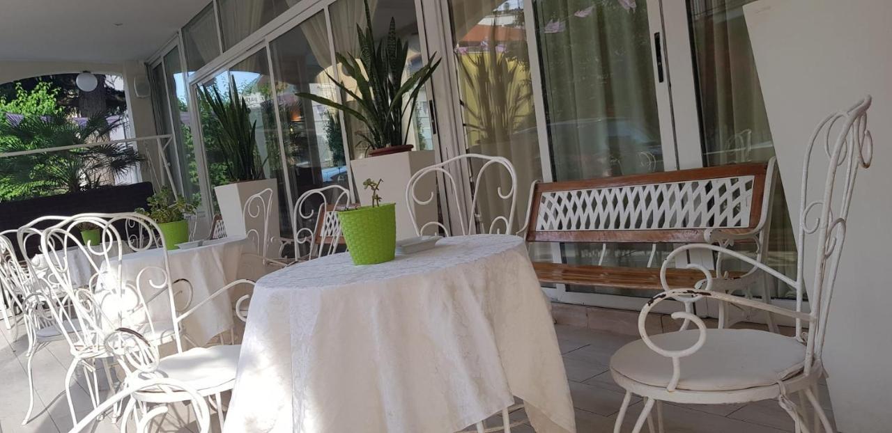 Hotel Britannia Rimini Esterno foto